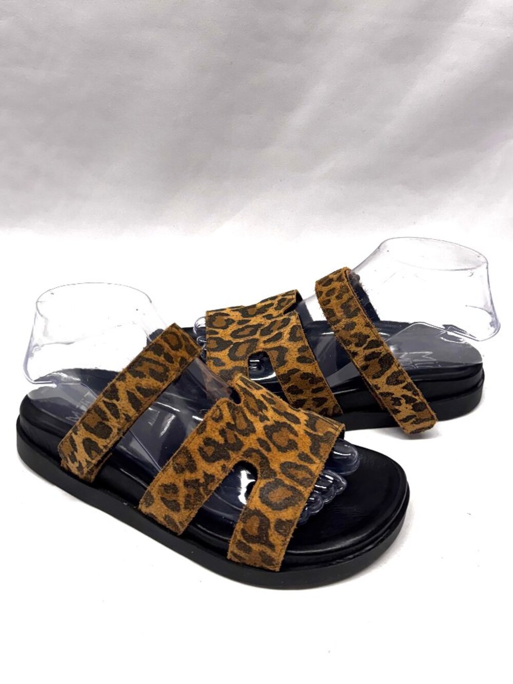 MIZ MOOZ HOOK & LOOP LEATHER SLIP-ON PLATFORM SANDALS LEOPARD 37EU / 7US T-200